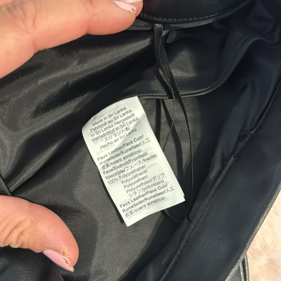 NWT J. Crew Faux Leather Pleated Skirt - Picture 3 of 4